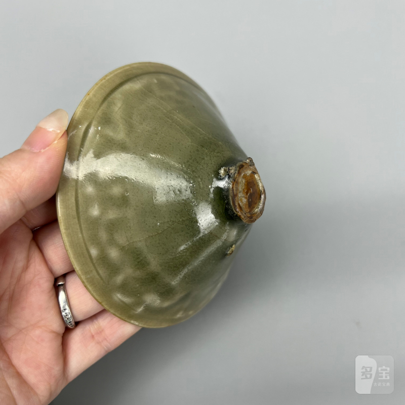明代 青釉剔花斗笠盏 - 图14